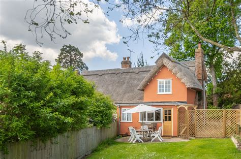 Pemenang Cottage: Find The Top Holiday Cottages in .